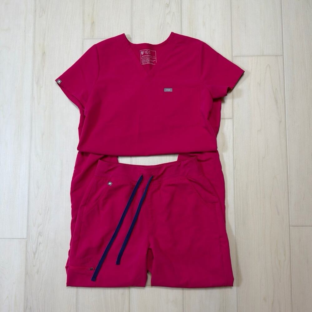 FIGS Ultra Rose Catarina One Pocket Top Zamora Jogger Pants Scrub Set Size Small